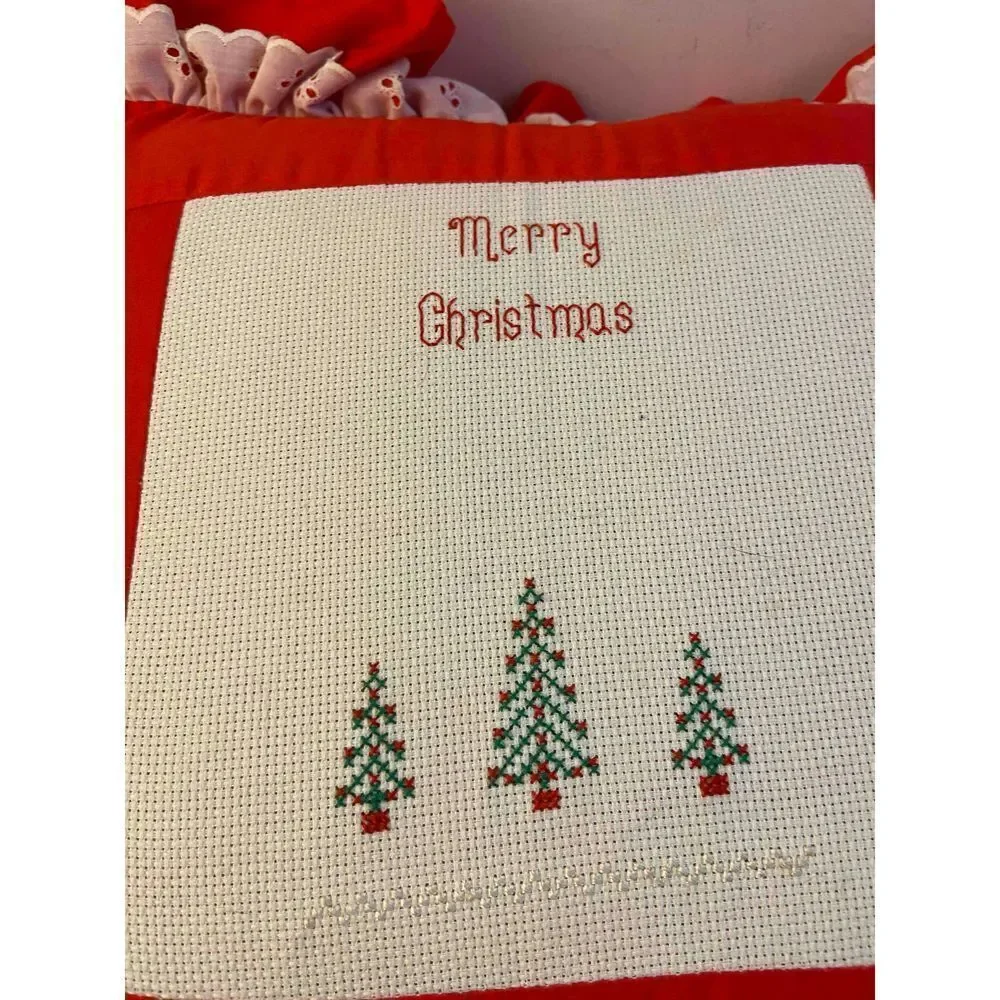 Cross stitch Christmas pillow ruffles foam‎ 16x14”